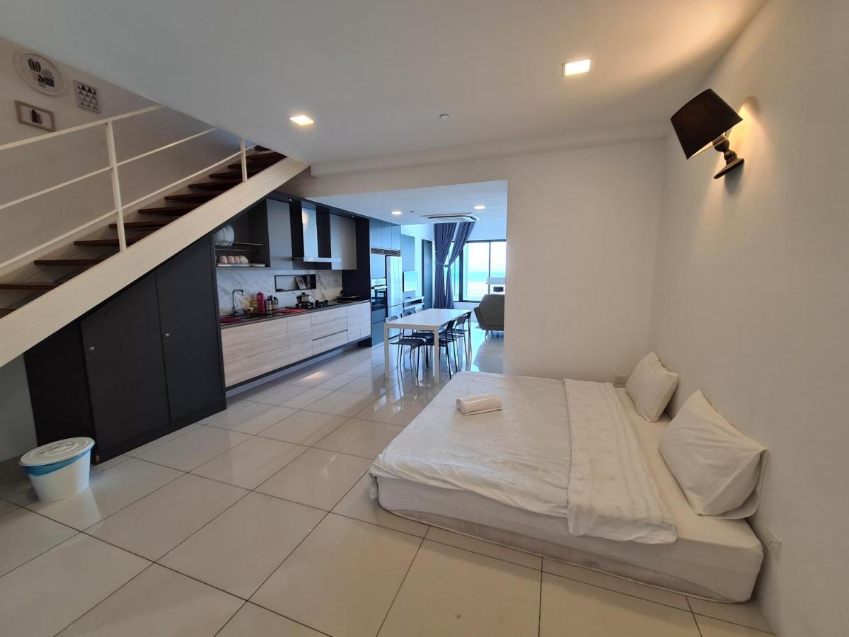 Sunrise Gurney Premium Executive City/Seafront Suite - Penang ジョージタウン エクステリア 写真