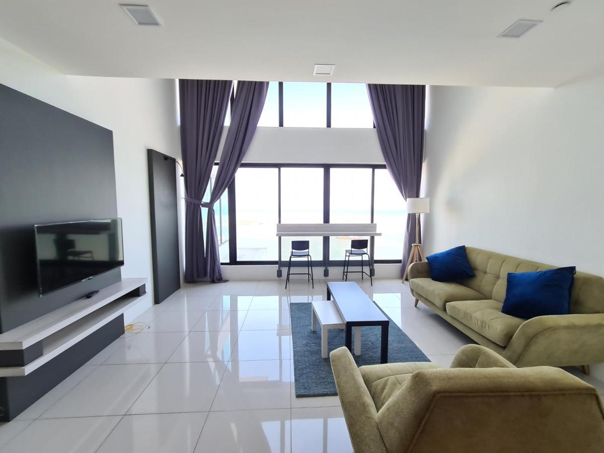 Sunrise Gurney Premium Executive City/Seafront Suite - Penang ジョージタウン エクステリア 写真