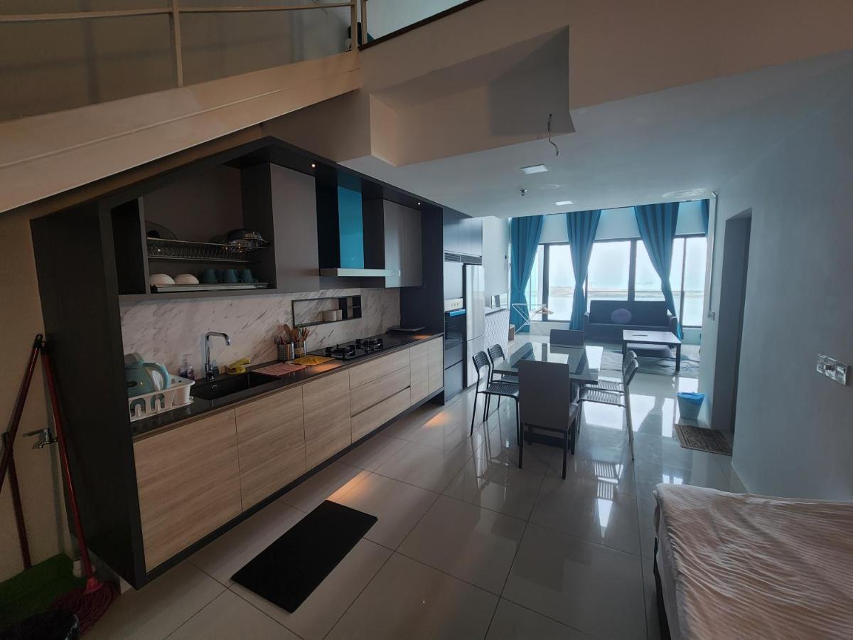 Sunrise Gurney Premium Executive City/Seafront Suite - Penang ジョージタウン エクステリア 写真